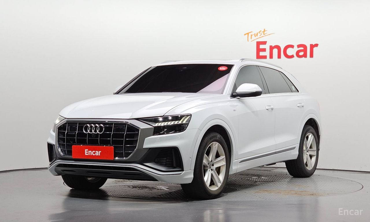 Audi Q8
