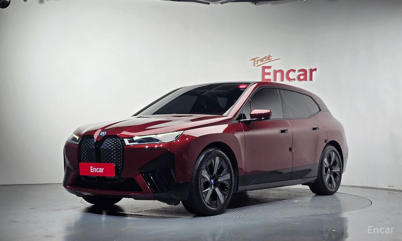 BMW iX
