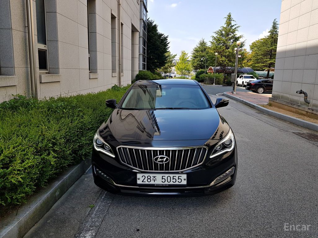 Hyundai Aslan