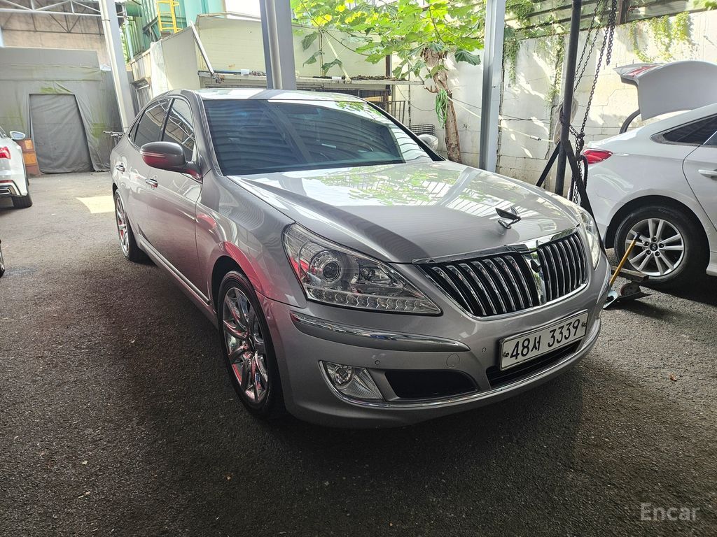 Hyundai Equus
