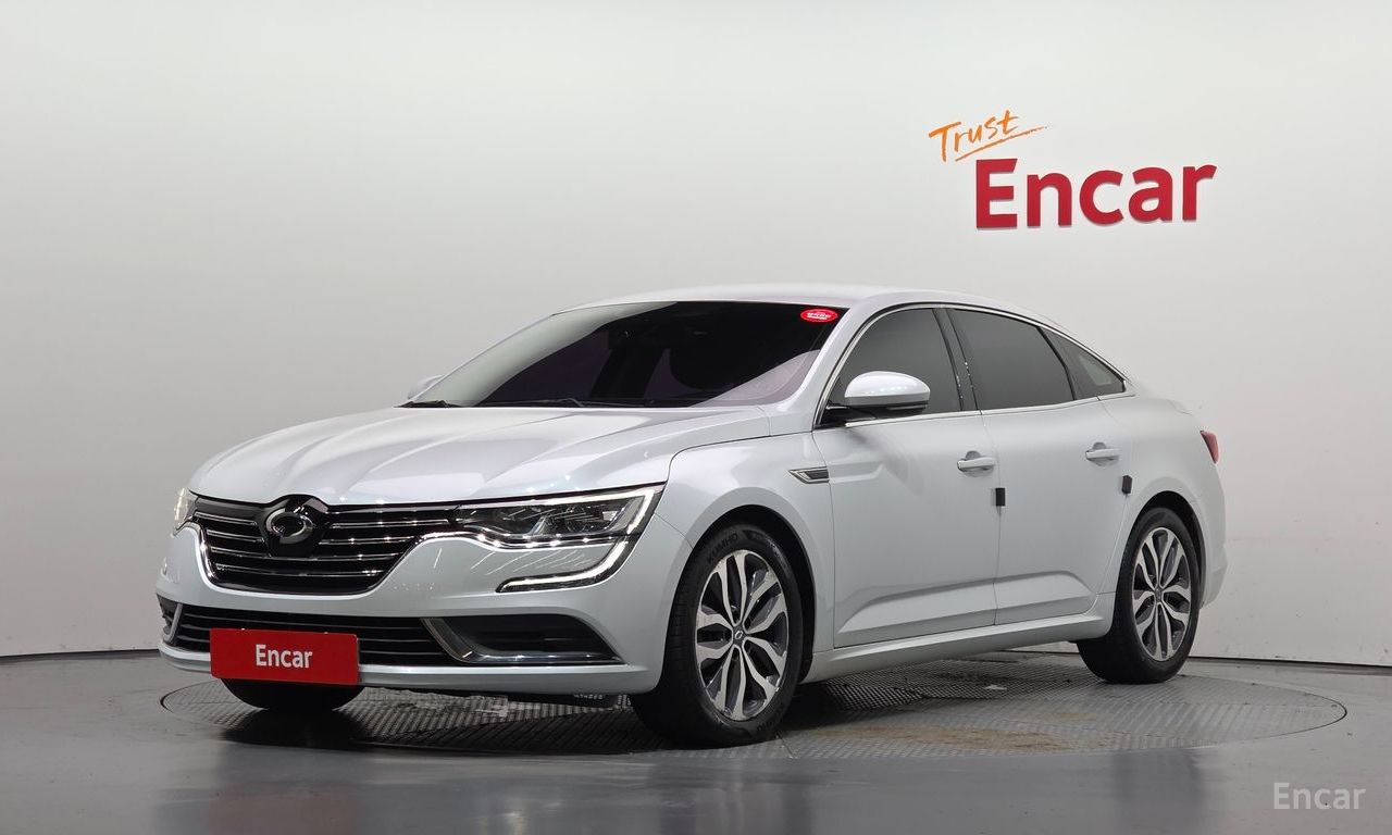 Renault SM6