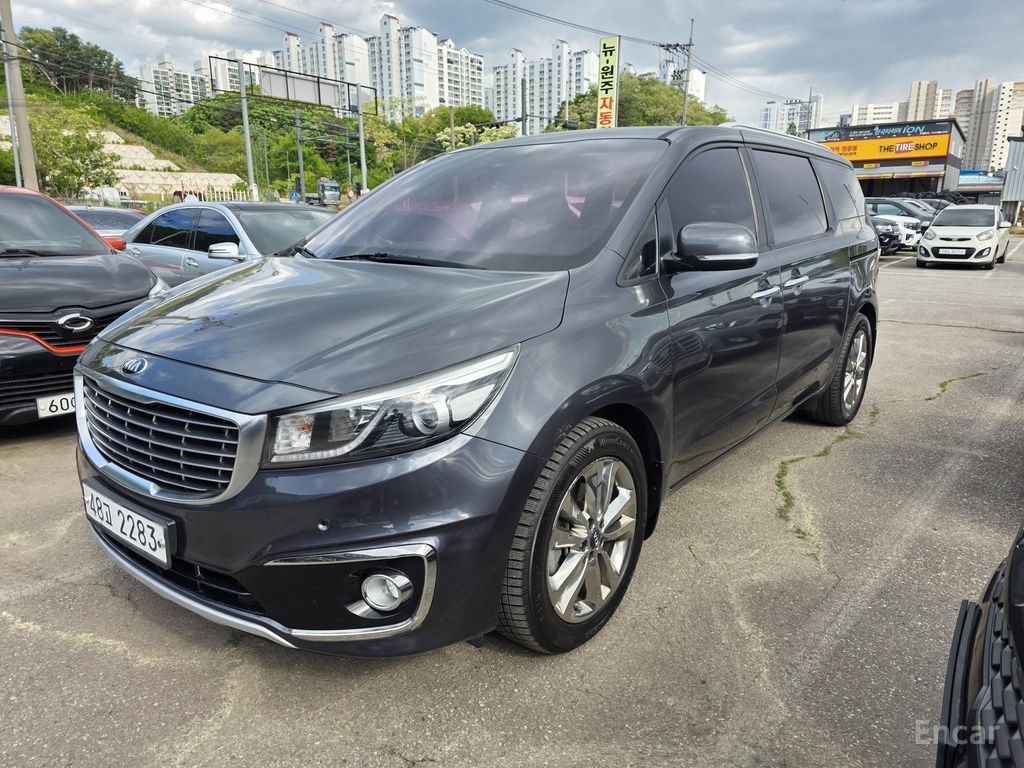 Kia Carnival