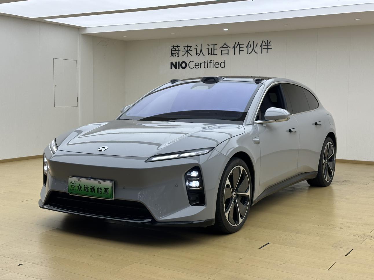 NIO ET5T