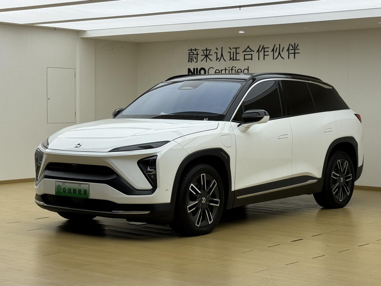 NIO ES6