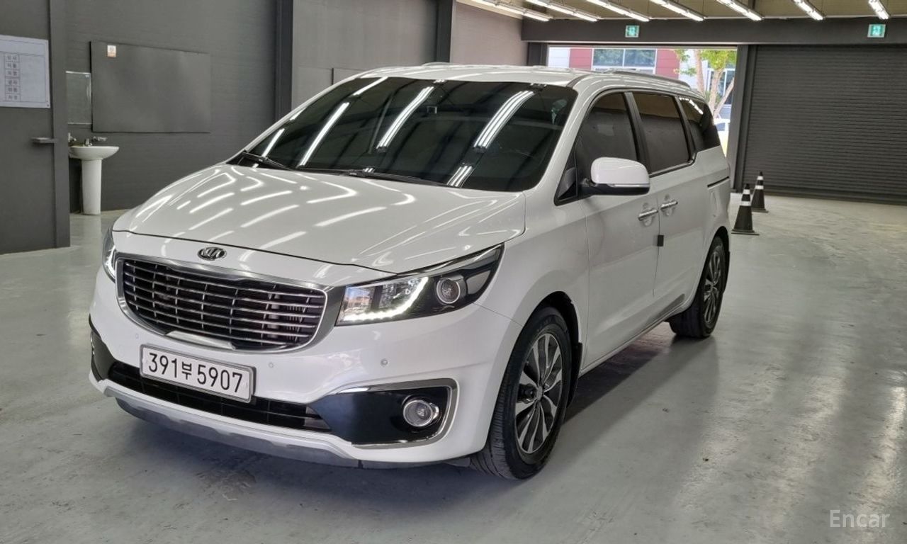 Kia Carnival