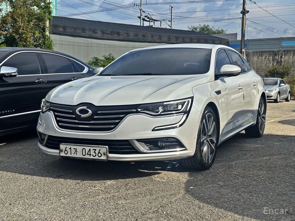 Renault SM6