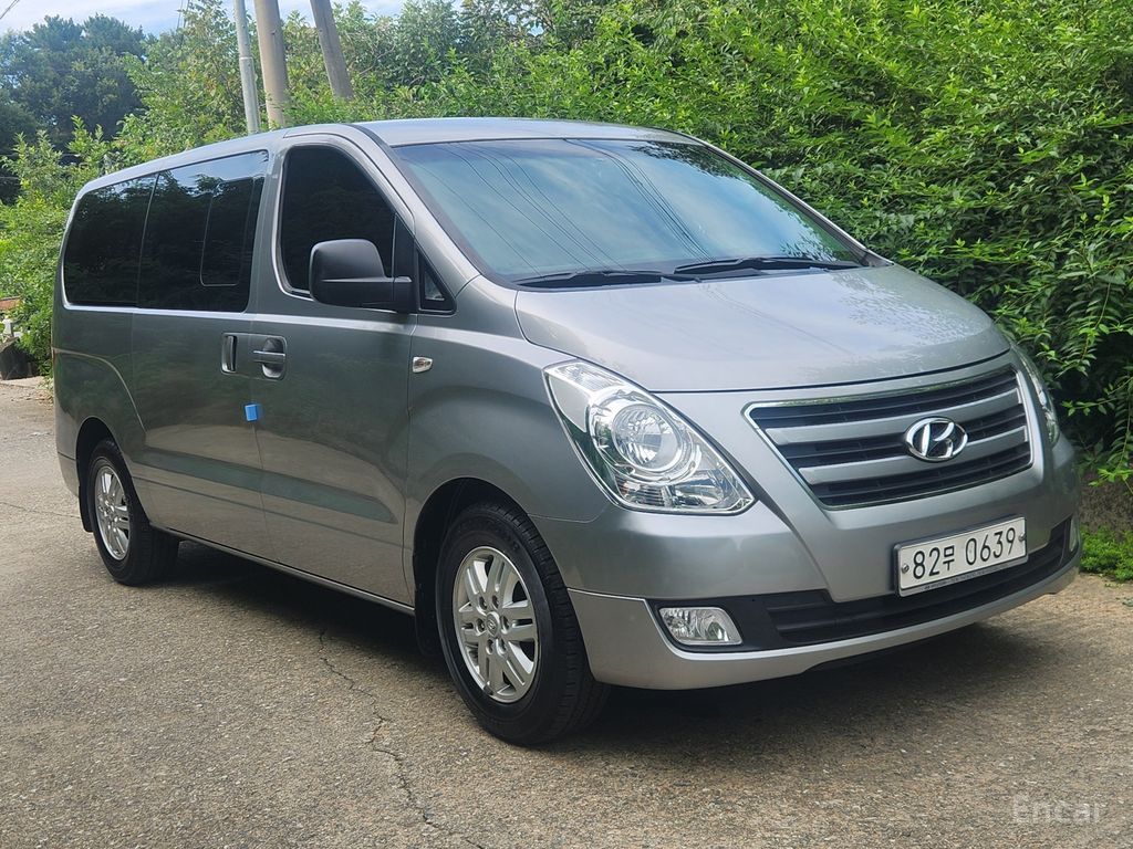 Hyundai Grand Starex