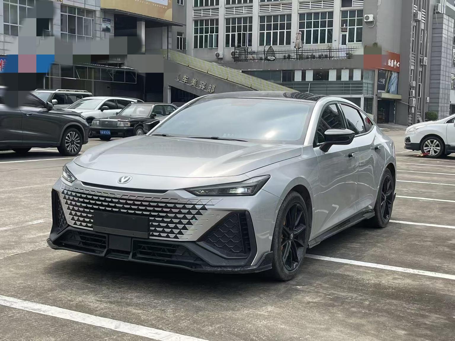 Changan UNI-V