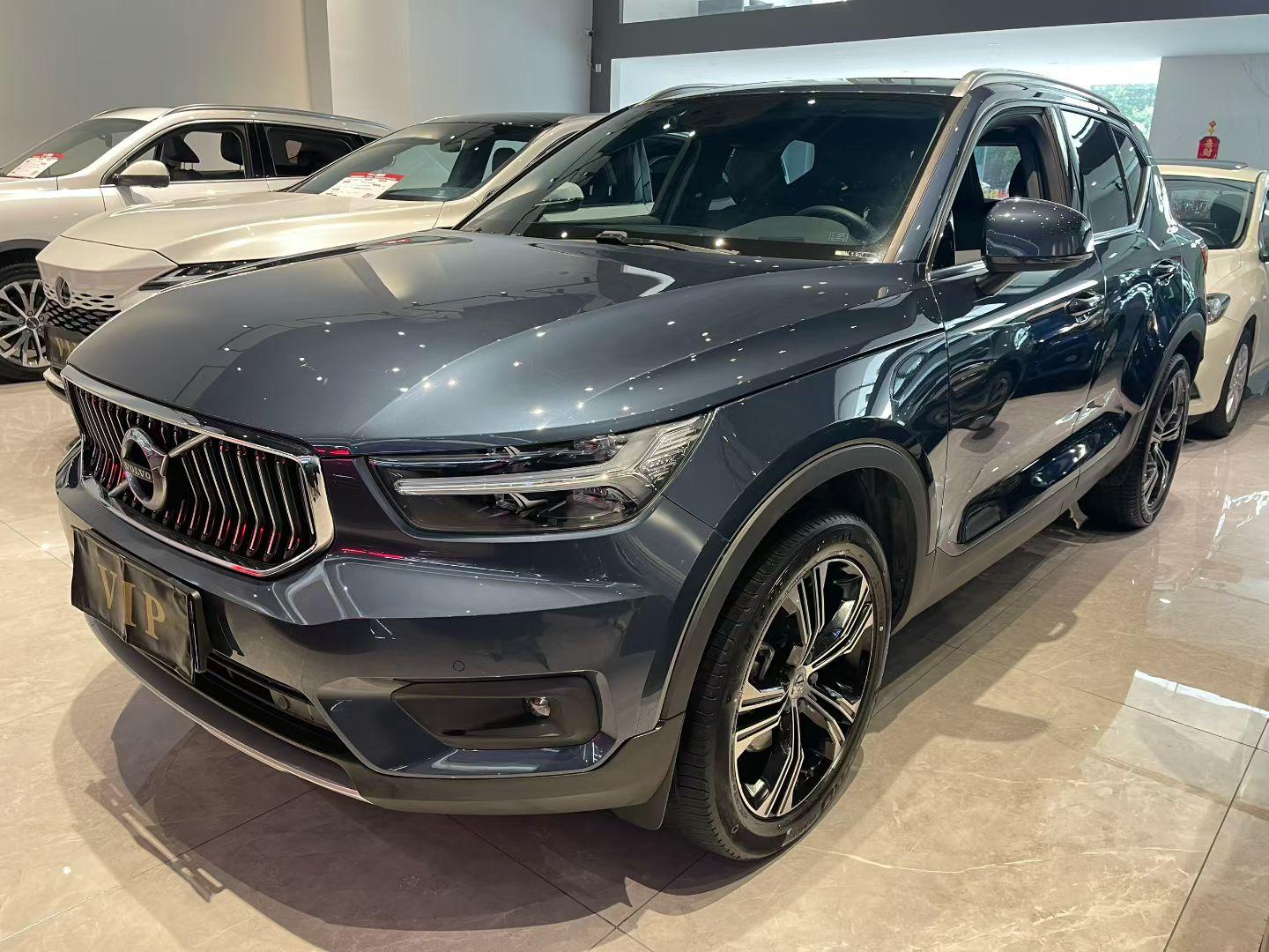 Volvo XC40