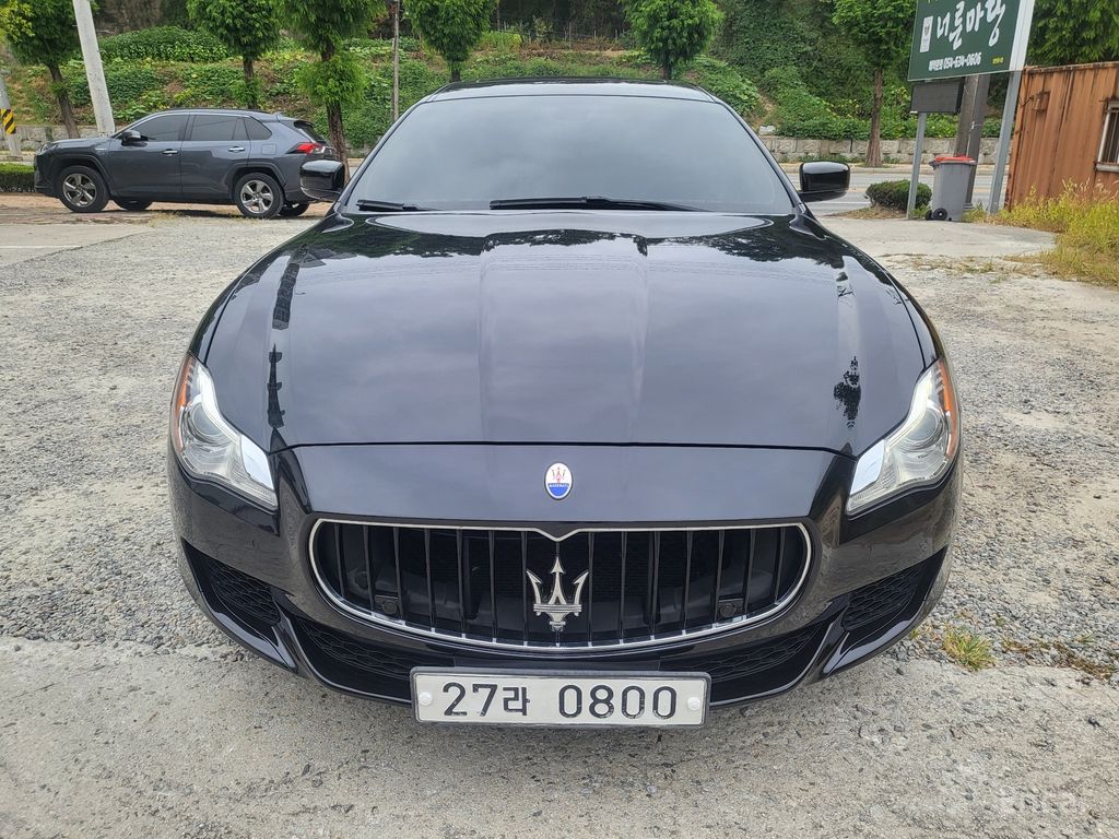 Maserati Quattroporte