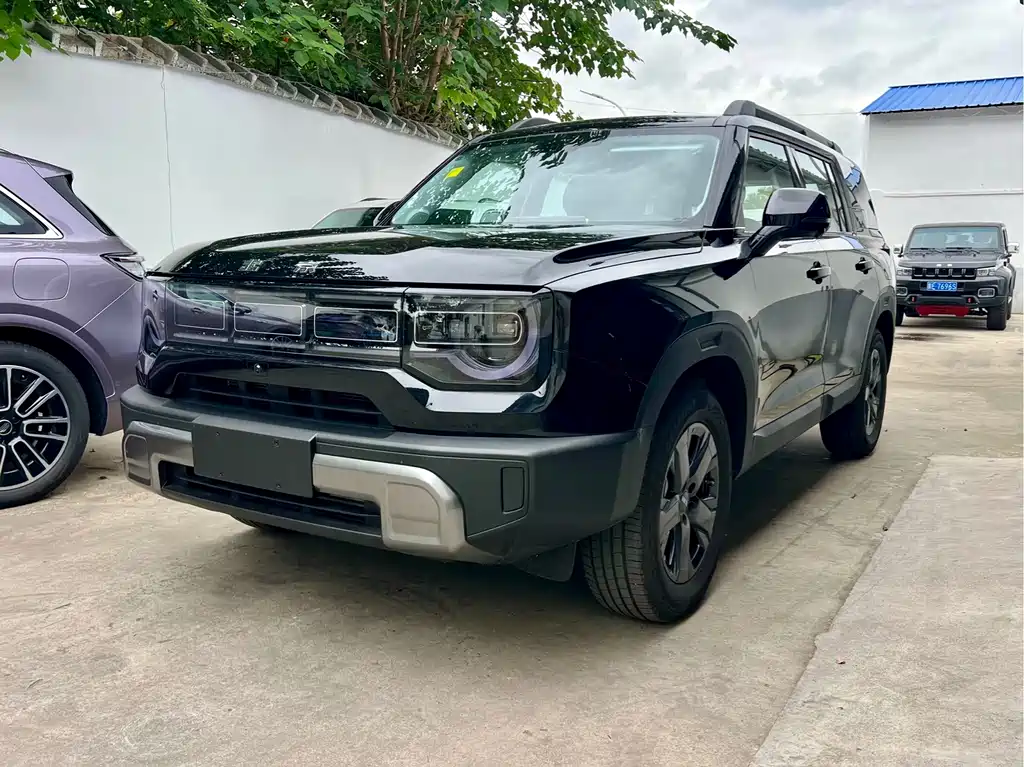 BAIC BJ30