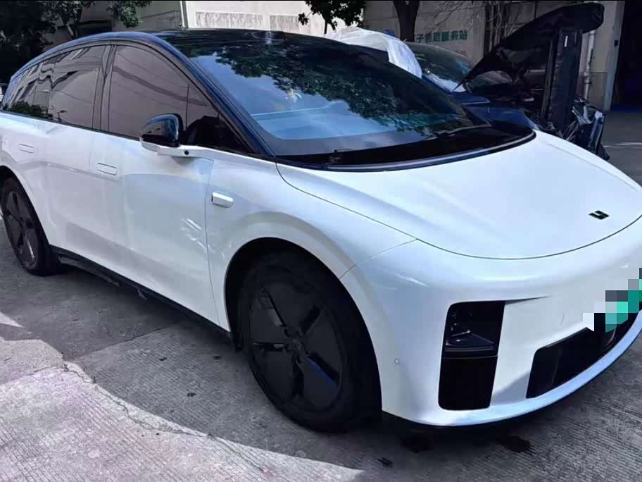 Li Auto i6
