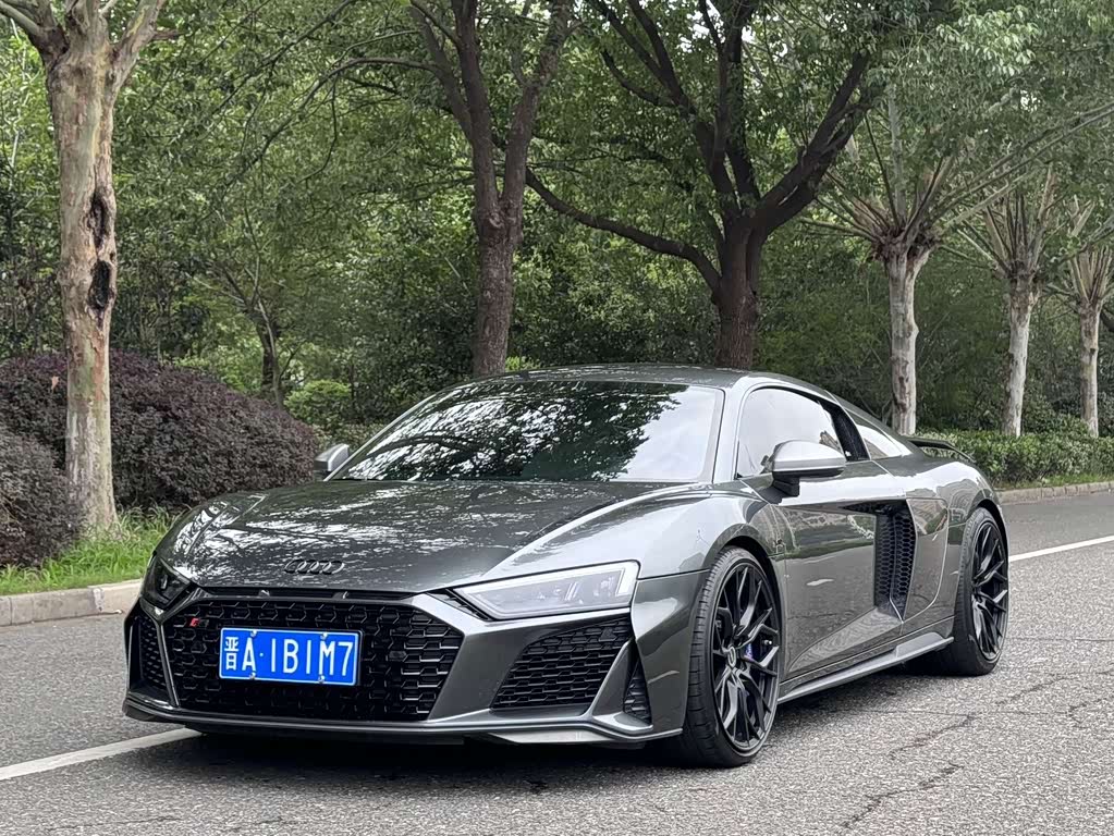 Audi R8