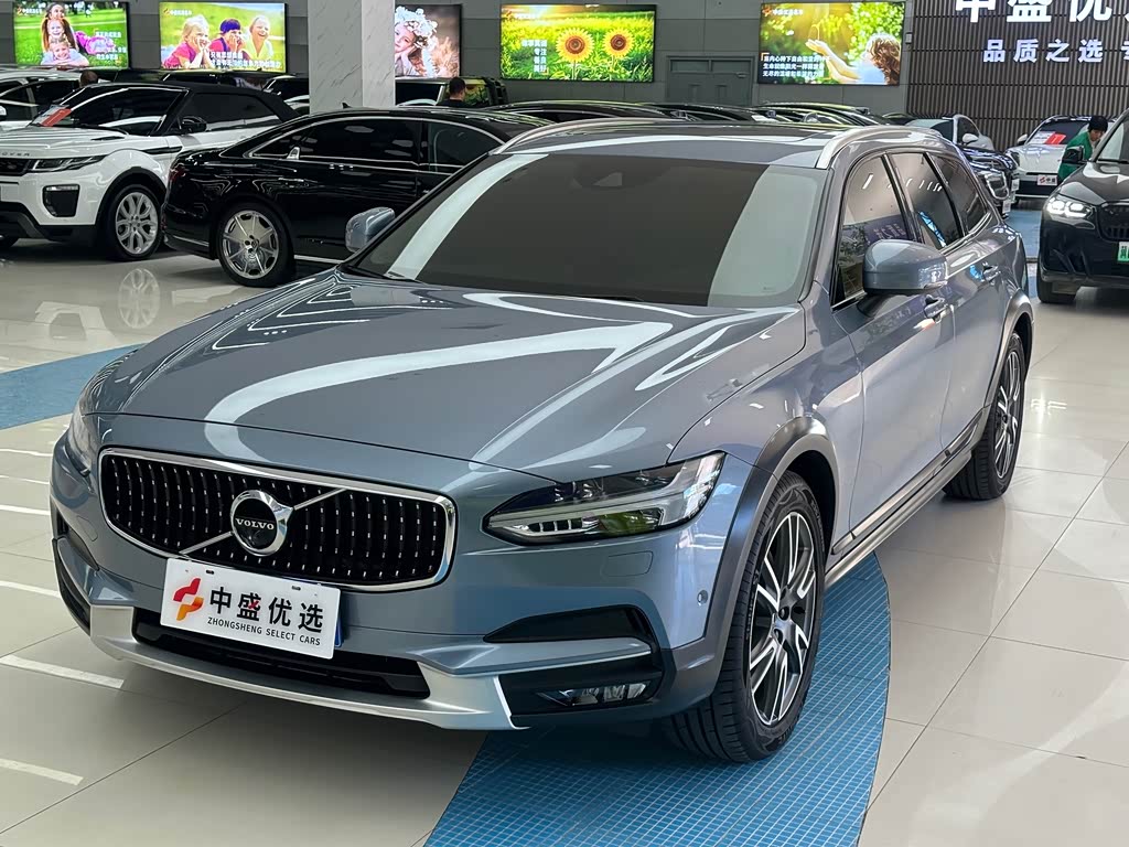 Volvo V90