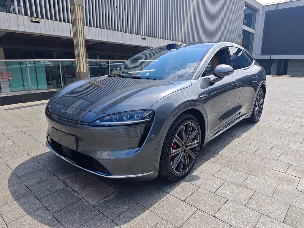 Luxeed R7