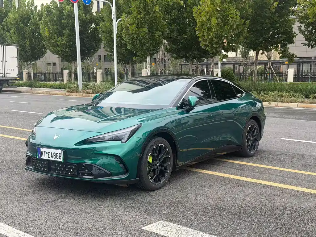 Arcfox Alfa Romeo S5