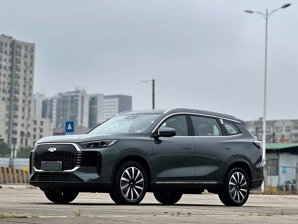 Chery T8