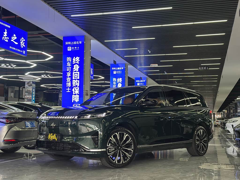 Dongfeng eπ008