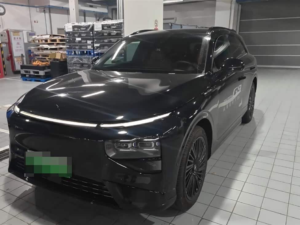 Xpeng G9