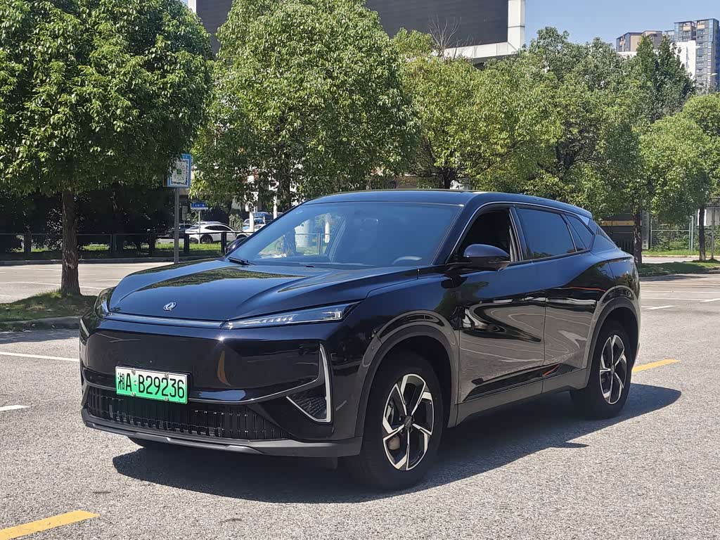 Dongfeng L7