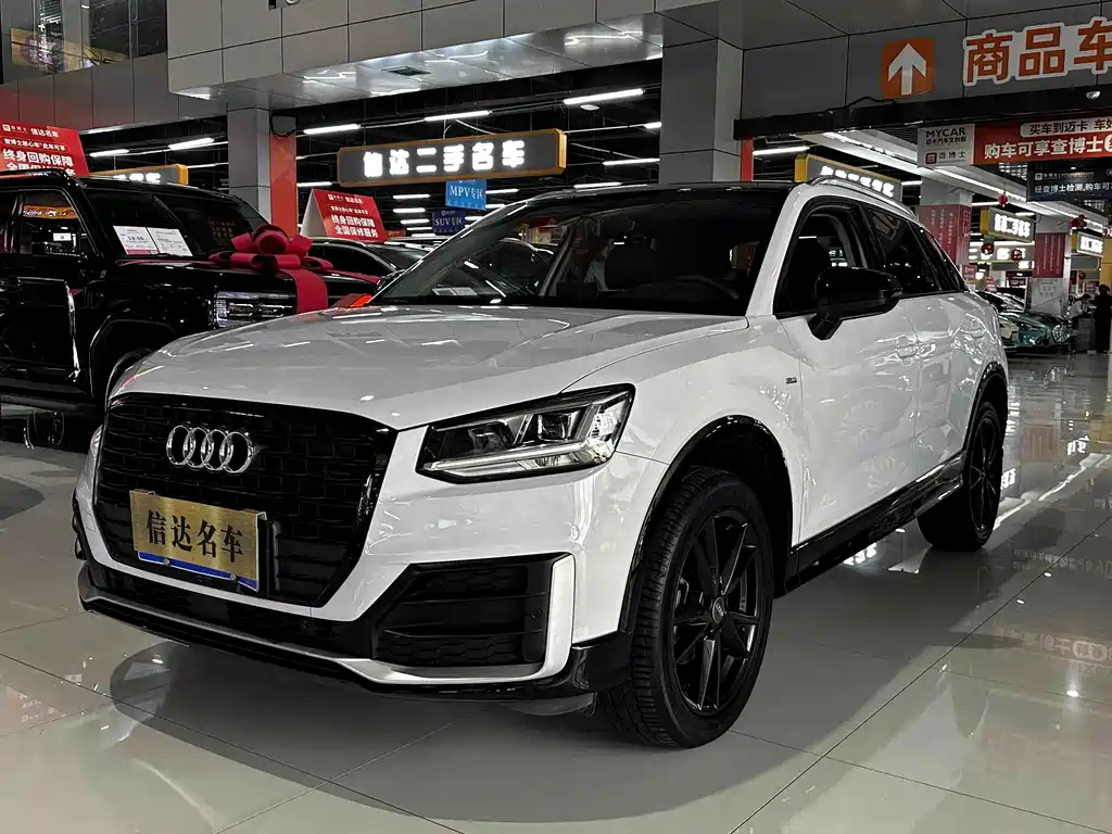 Audi Q2L