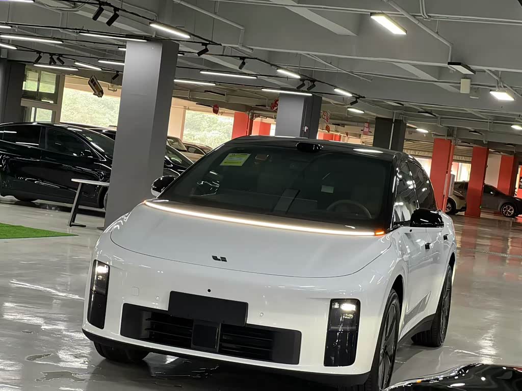 Li Auto i6