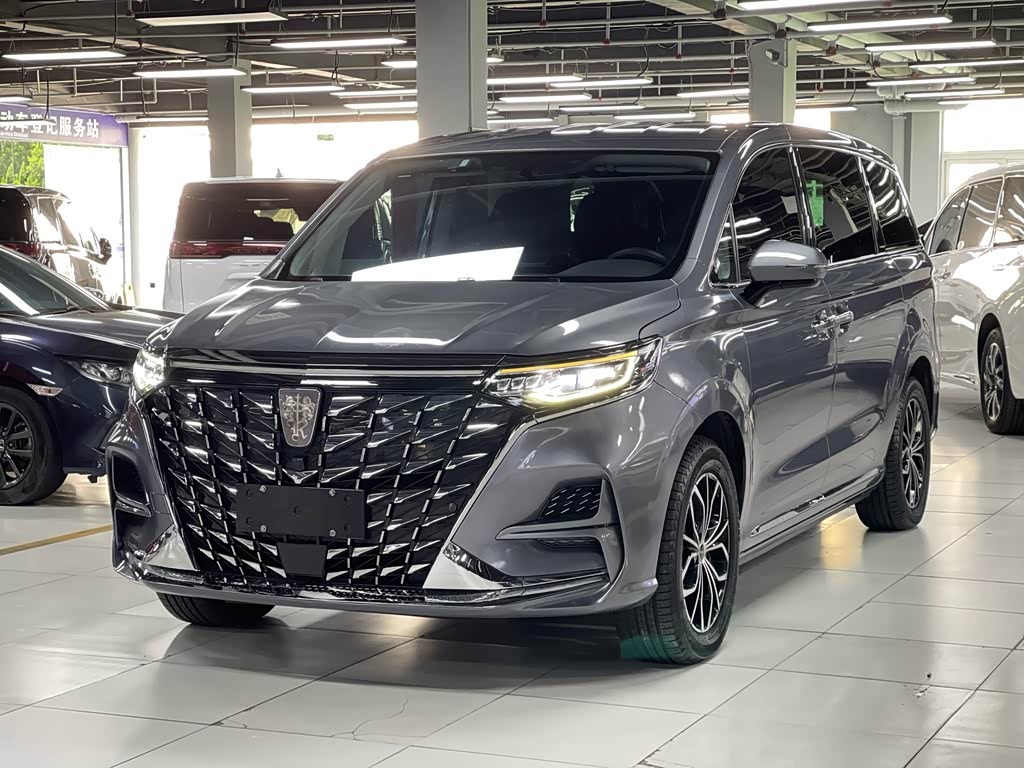 Roewe iMAX8