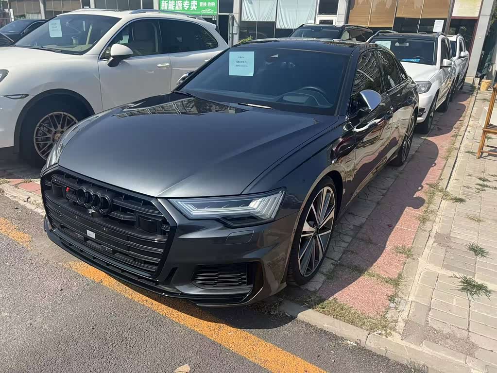 Audi S6