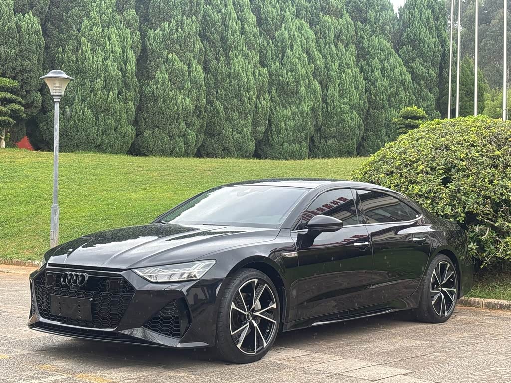 Audi A7L