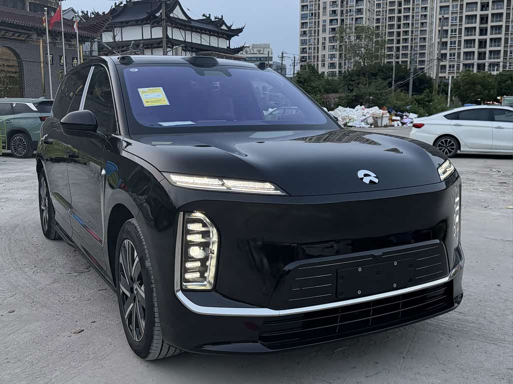 NIO ES9