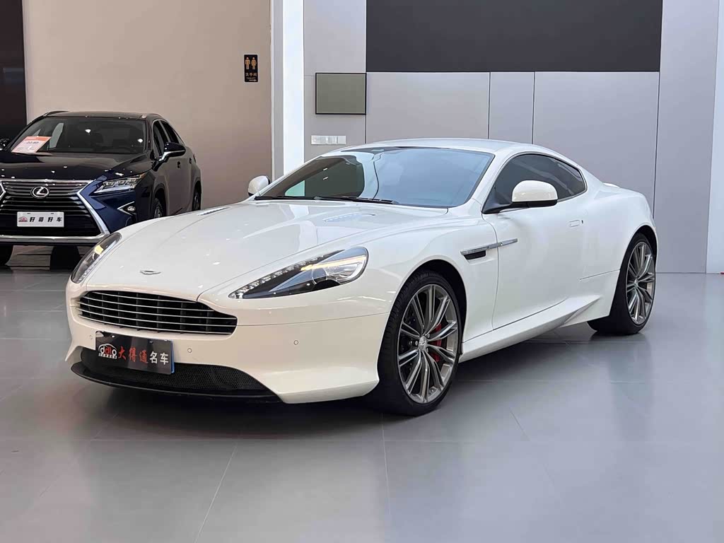 Aston Martin DB9