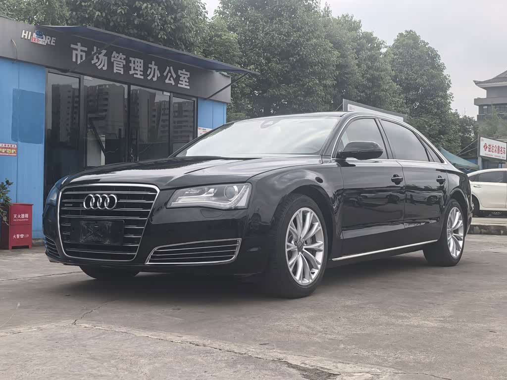 Audi A8