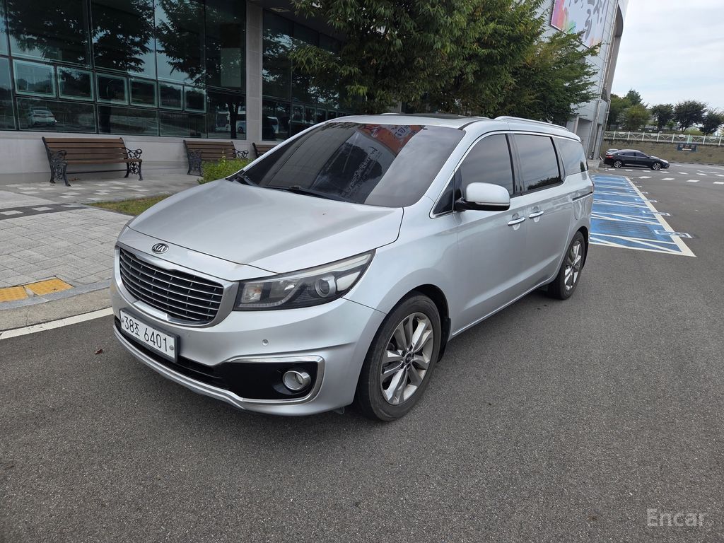 Kia Carnival