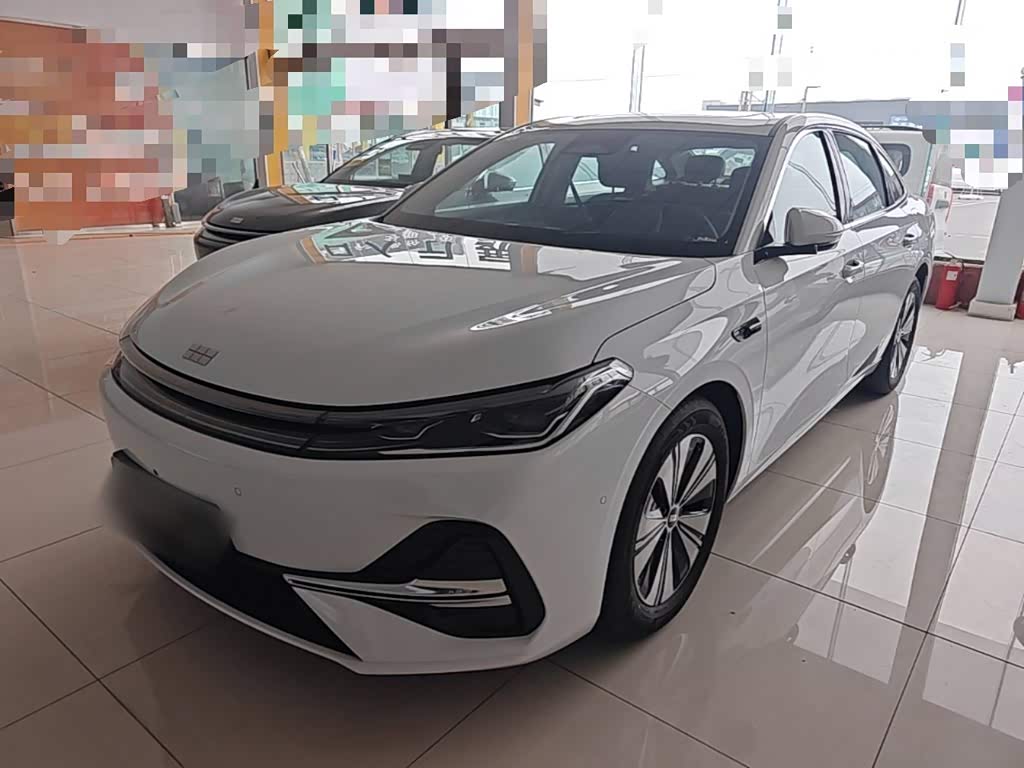 Geely Galaxy Galaxy A7 EM