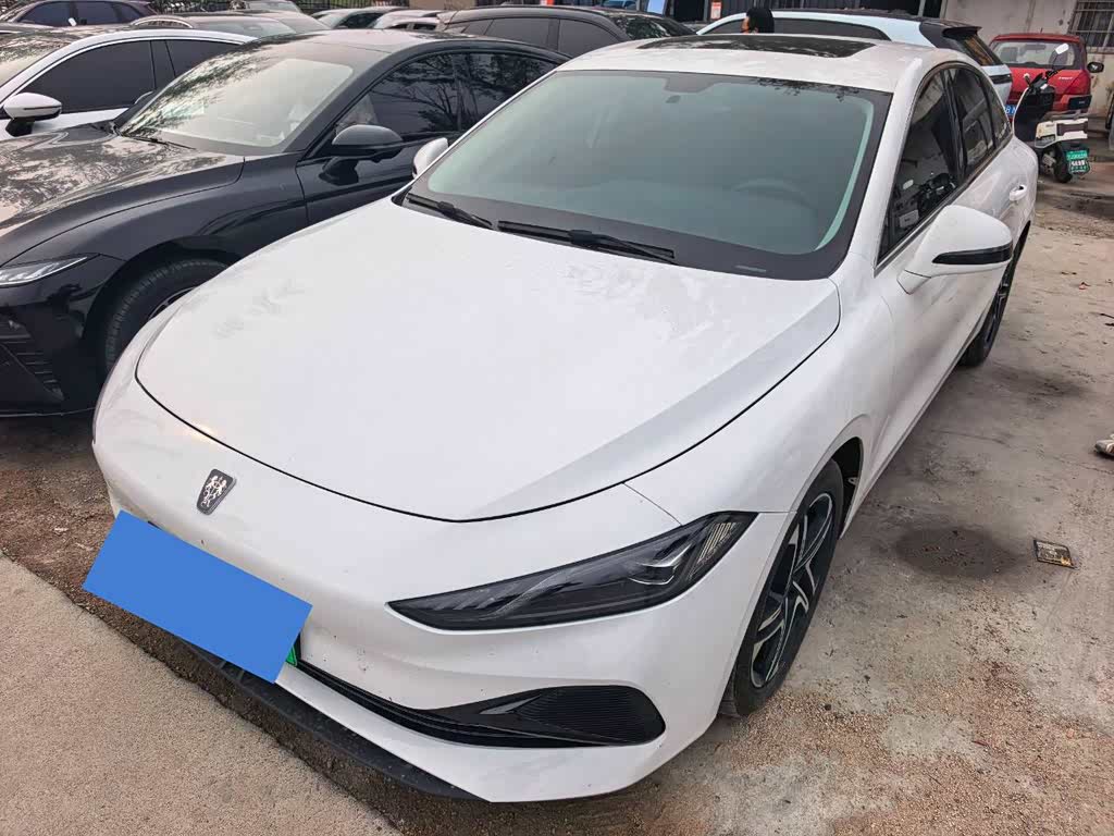 Roewe D7