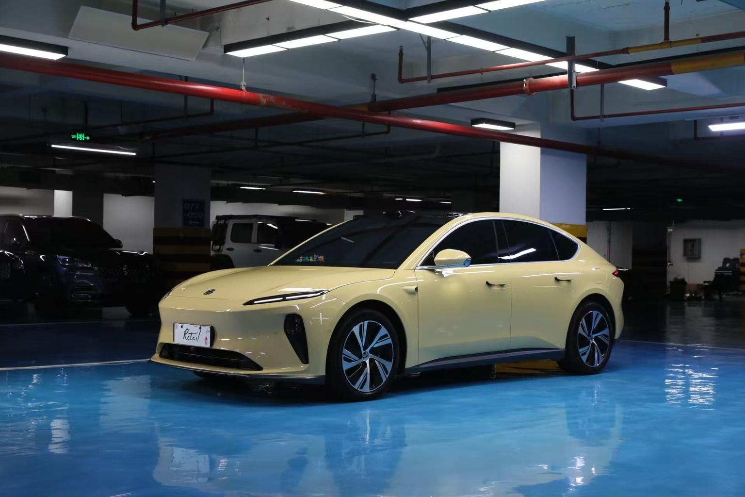 NIO ET5
