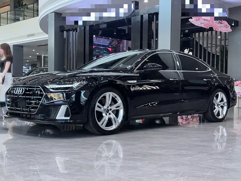 Audi A7L