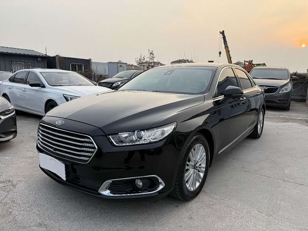 Ford Taurus