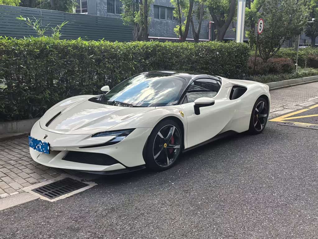 Ferrari SF90