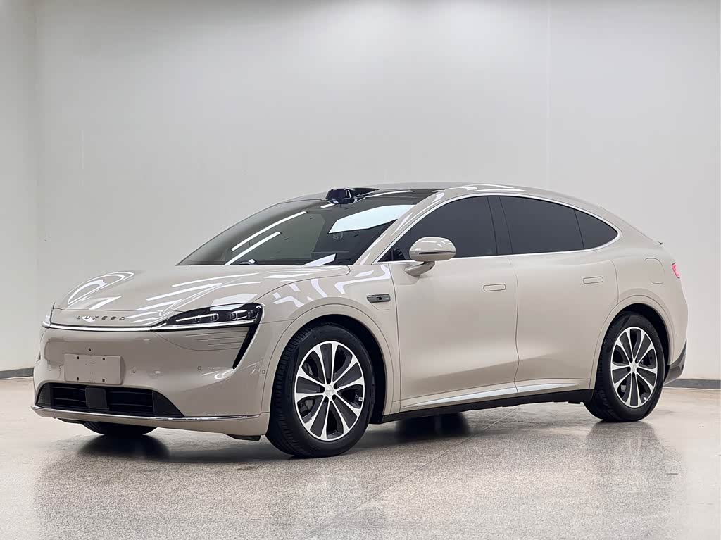 Luxeed R7