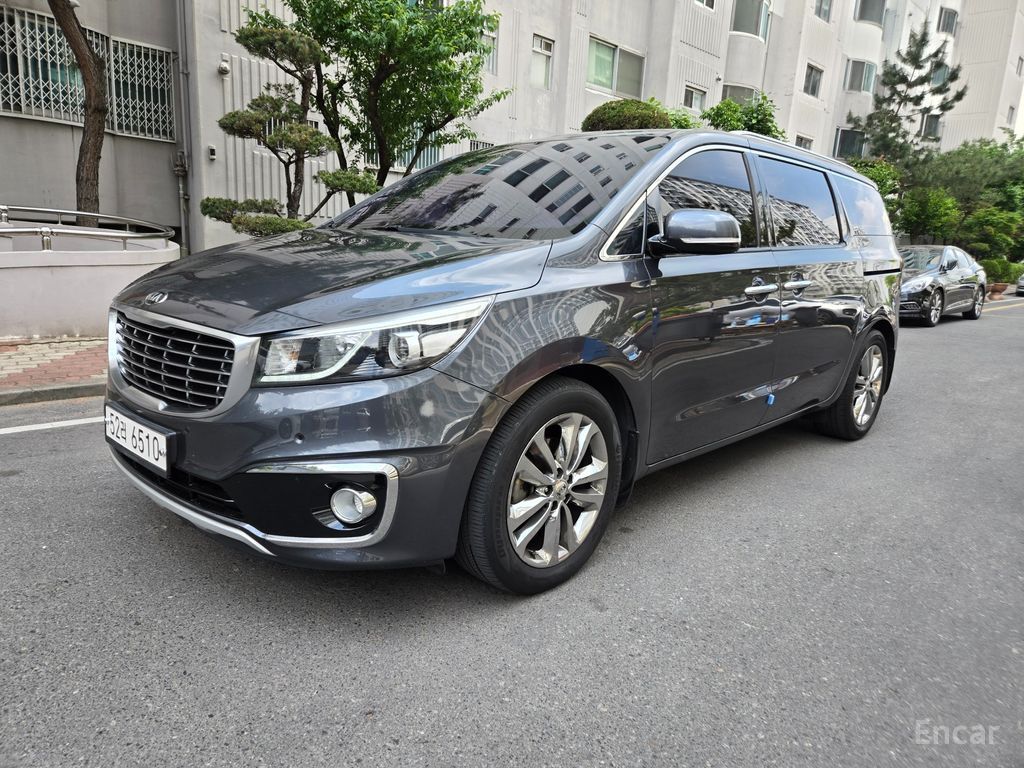 Kia Carnival