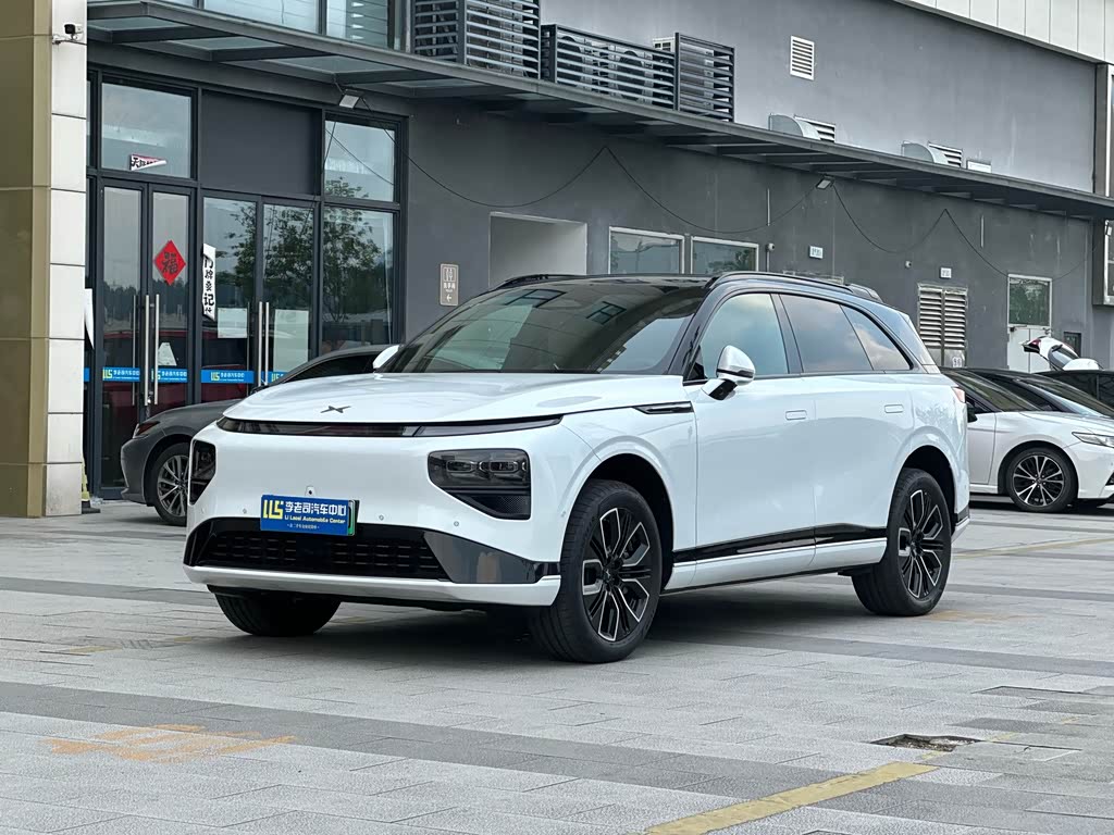 Xpeng G9