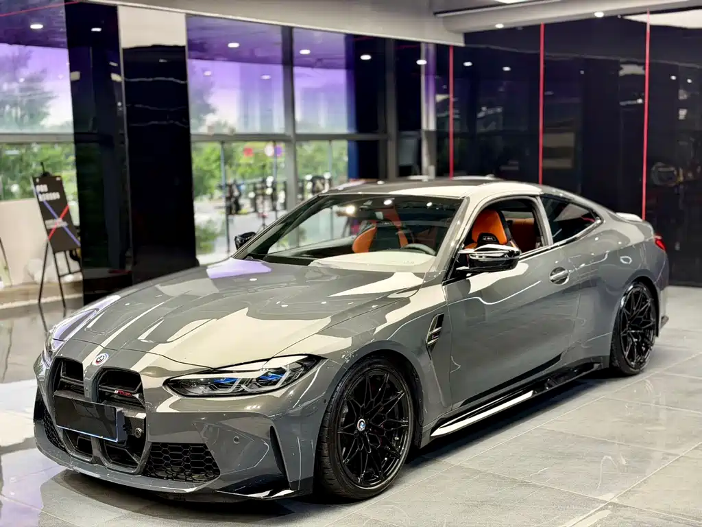 BMW M4