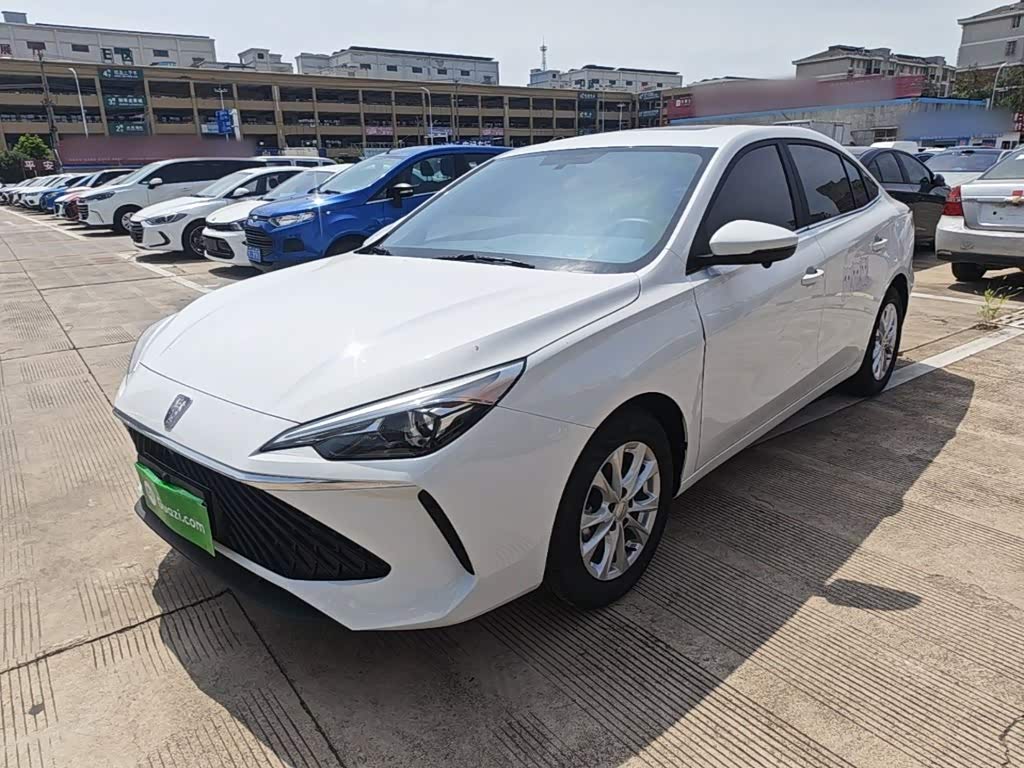 Roewe i5