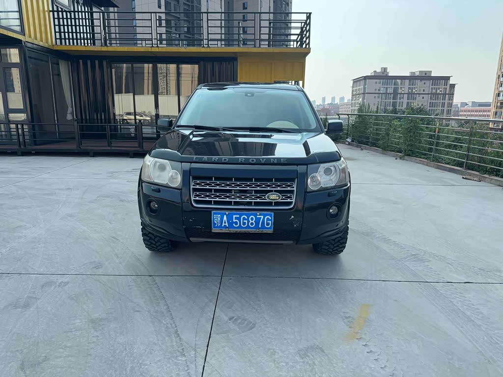 Land Rover 2
