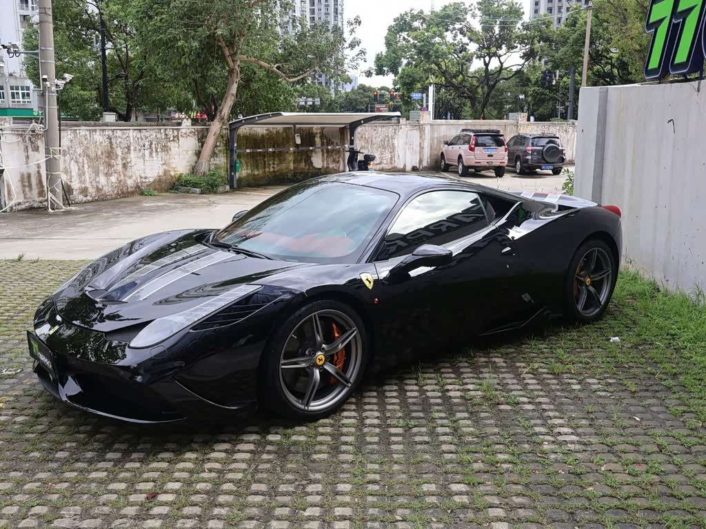 Ferrari 458