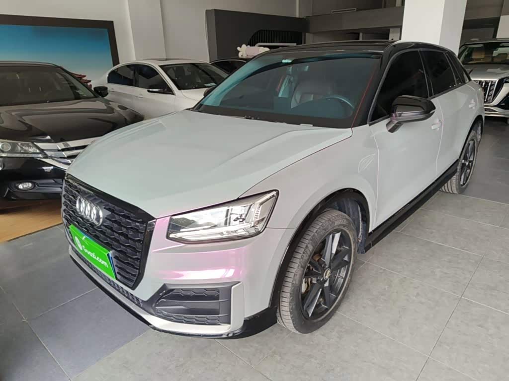 Audi Q2L