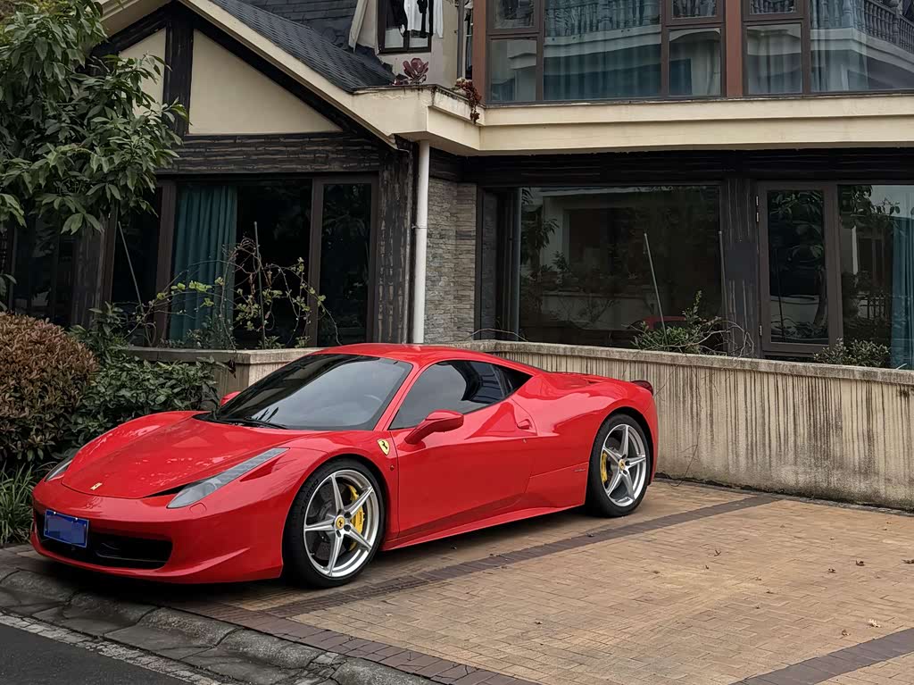 Ferrari 458