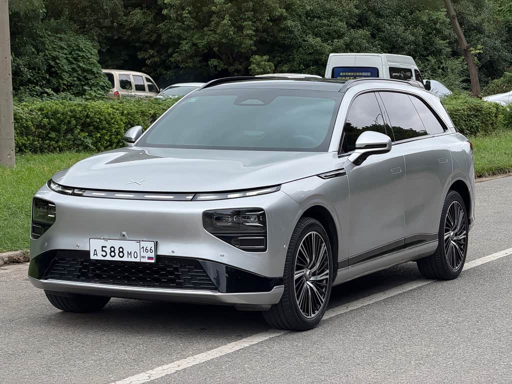 Xpeng G9