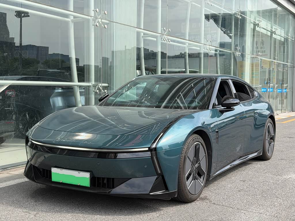 Xpeng P7
